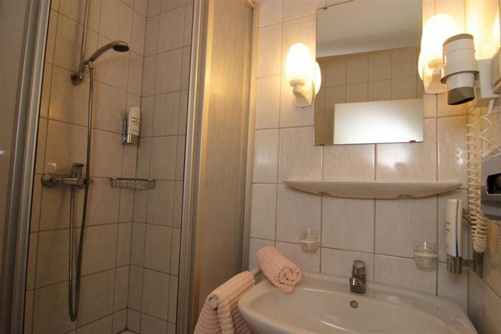 Phoenix Hotel Schaefereck Groß Strömkendorf Buitenkant foto